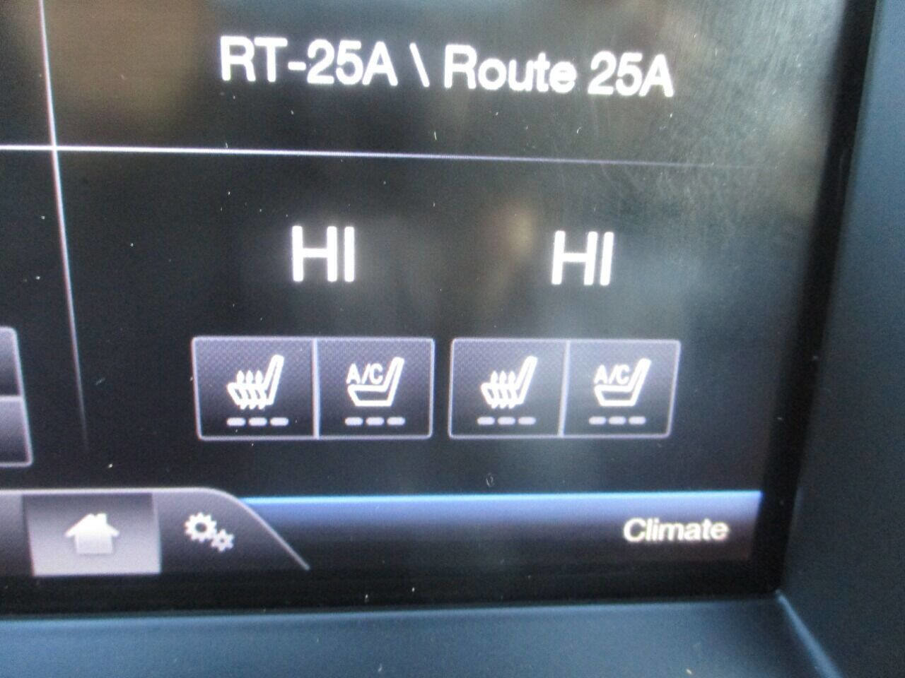 Used 2014 Ford F150 Limited image 15