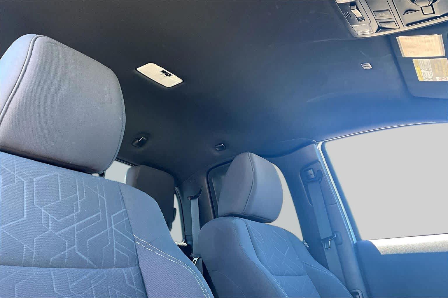 Certified 2019 Toyota Tacoma TRD Off-Road AWD/4WD image 13
