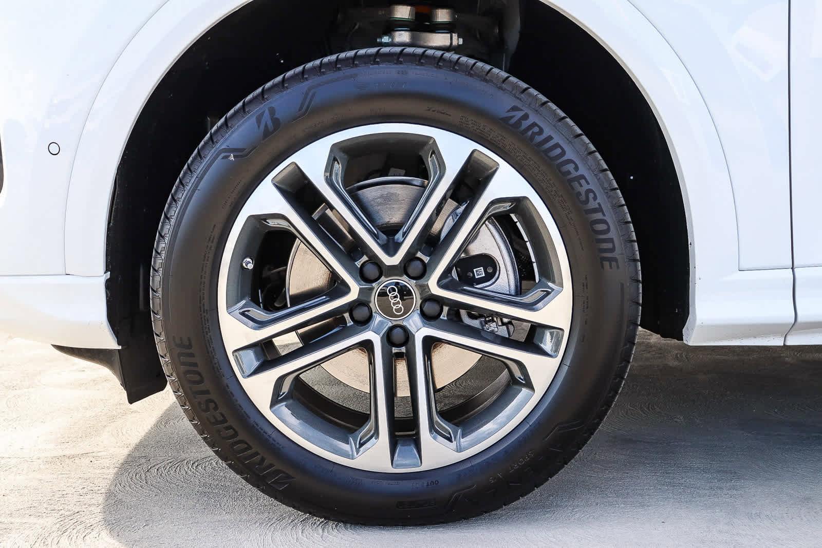 New 2025 Audi Q5 Premium image 14