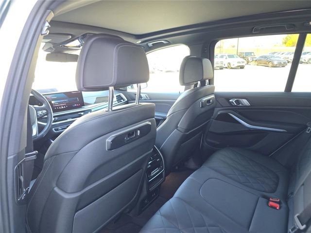 Used 2024 BMW X5 xDrive50e image 18