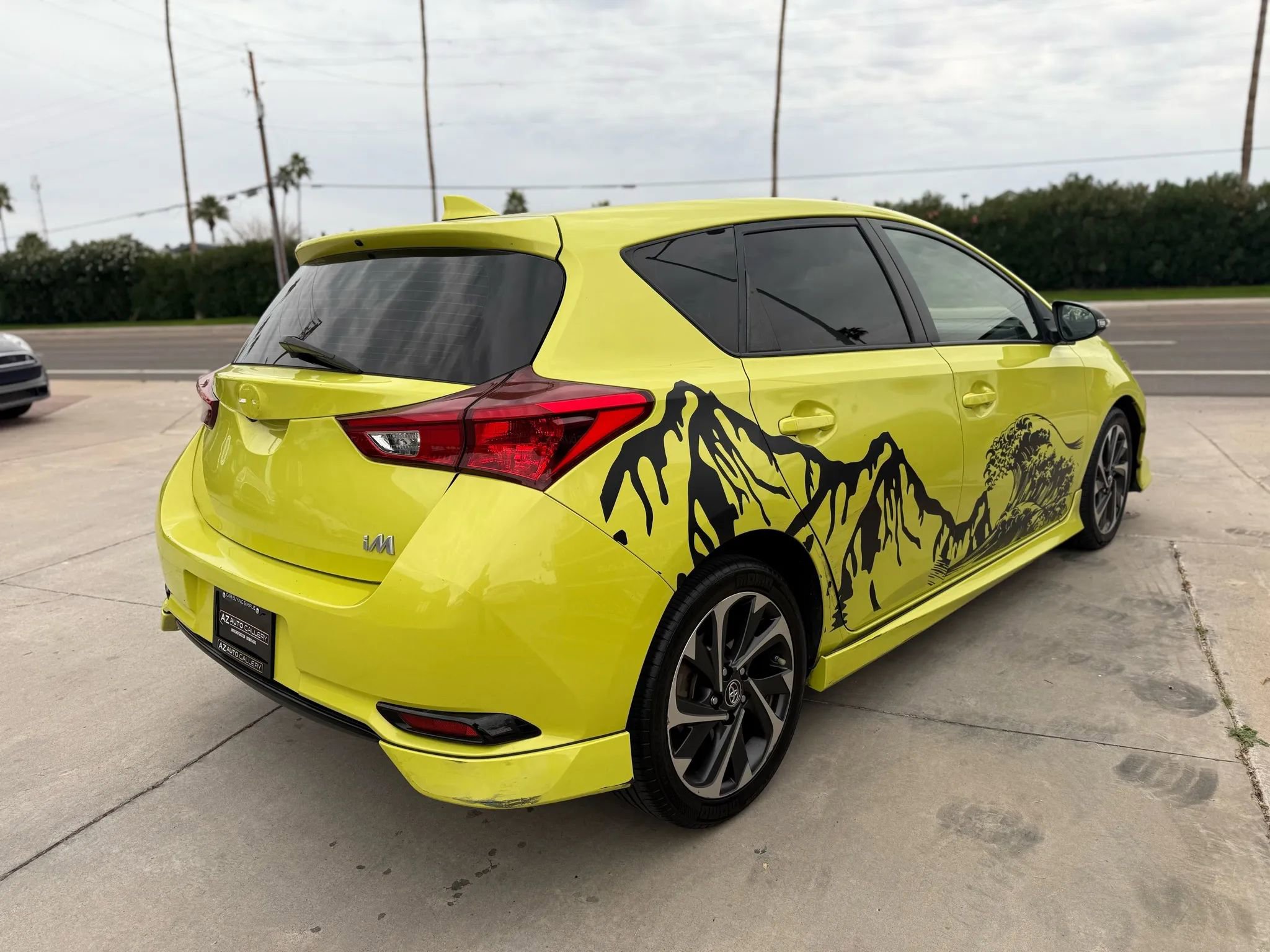 Used 2018 Toyota Corolla iM image 10