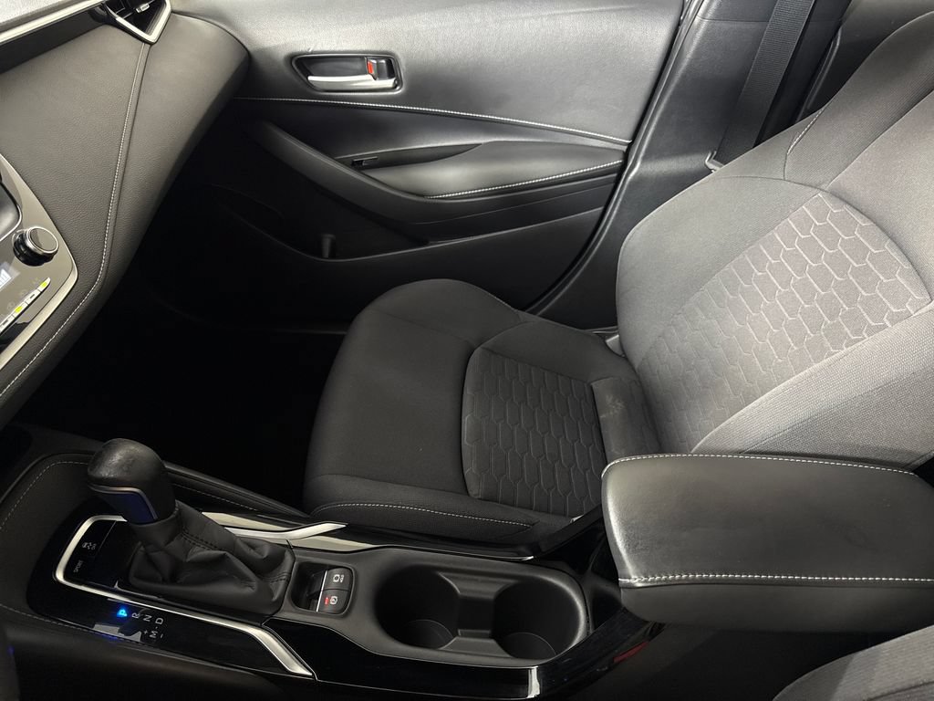 Used 2020 Toyota Corolla SE FWD image 19