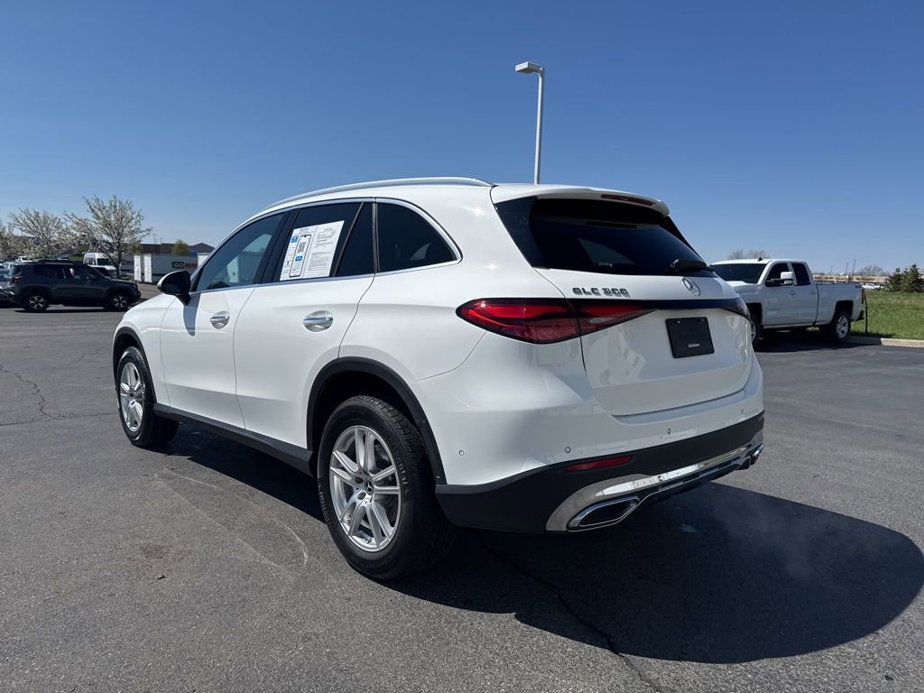 Used 2023 Mercedes-Benz GLC 300 4MATIC image 5
