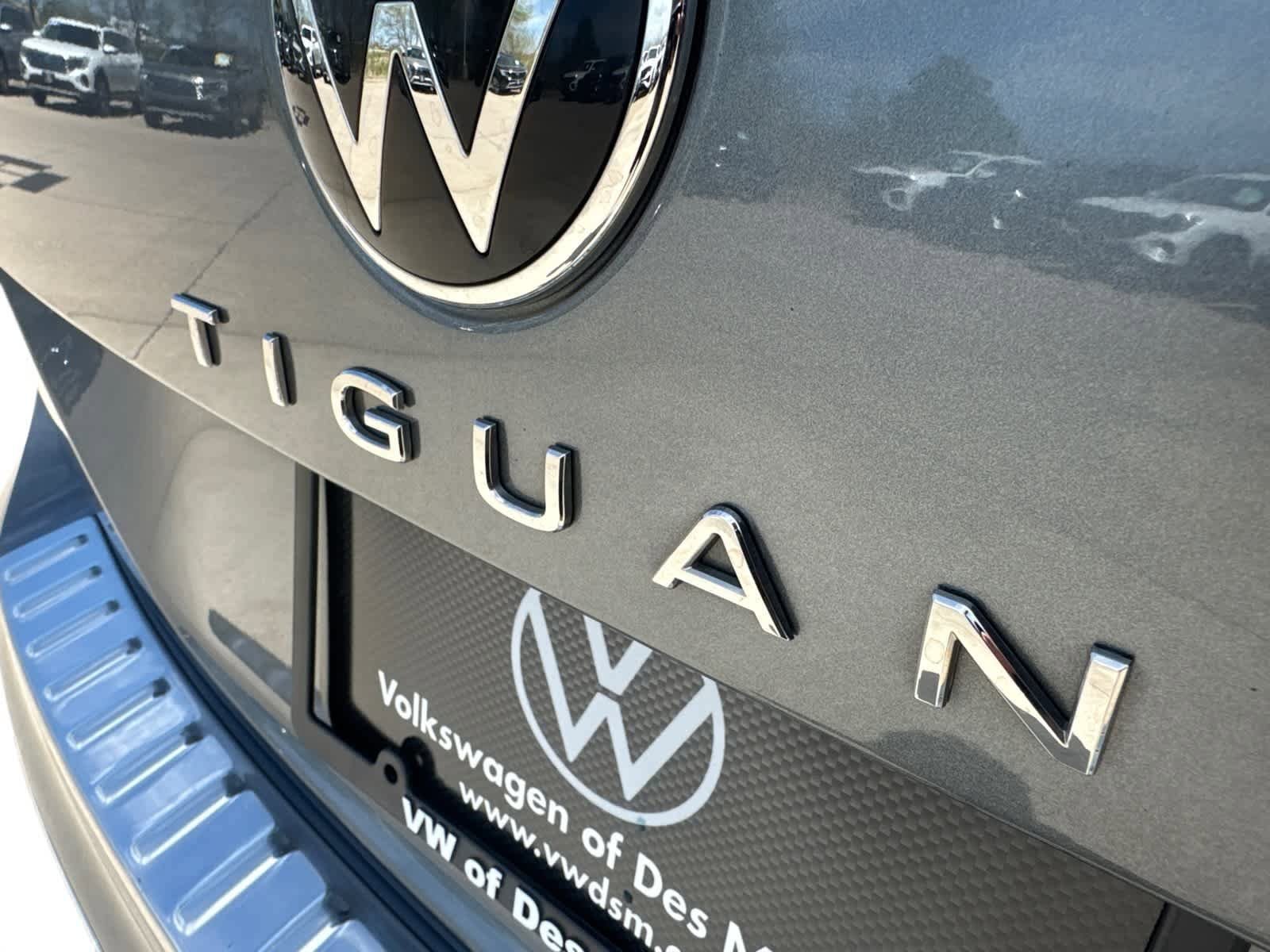 Used 2024 Volkswagen Tiguan Wolfsburg Edition AWD/4WD image 6