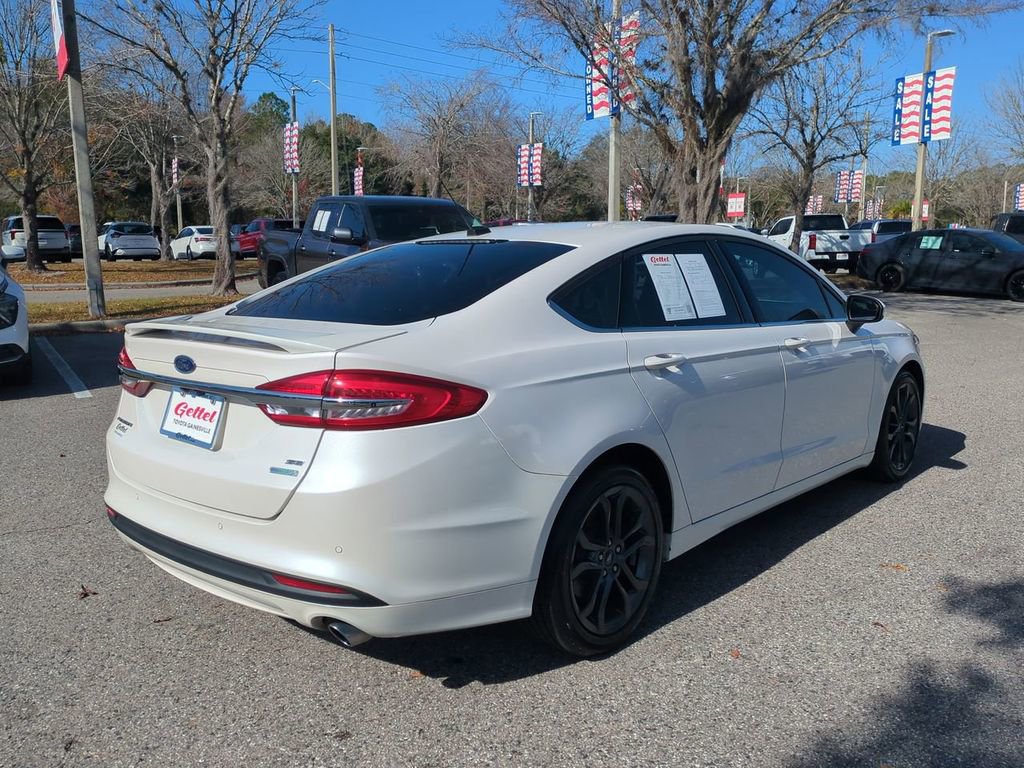 Used 2018 Ford Fusion SE w/ Equipment Group 201A image 5