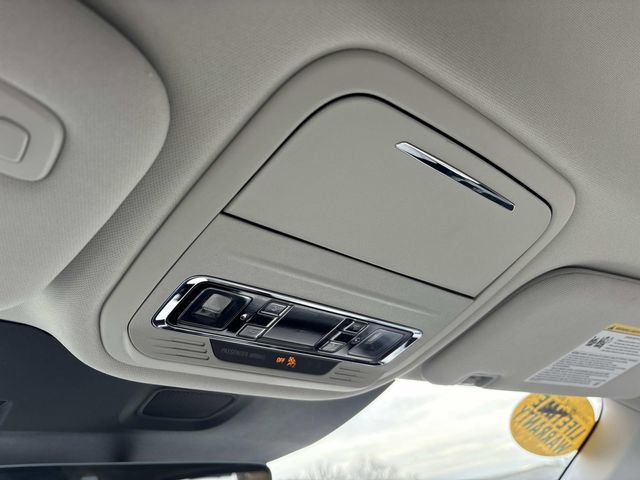 New 2026 Lincoln Aviator AWD w/ Jet Appearance Package image 31