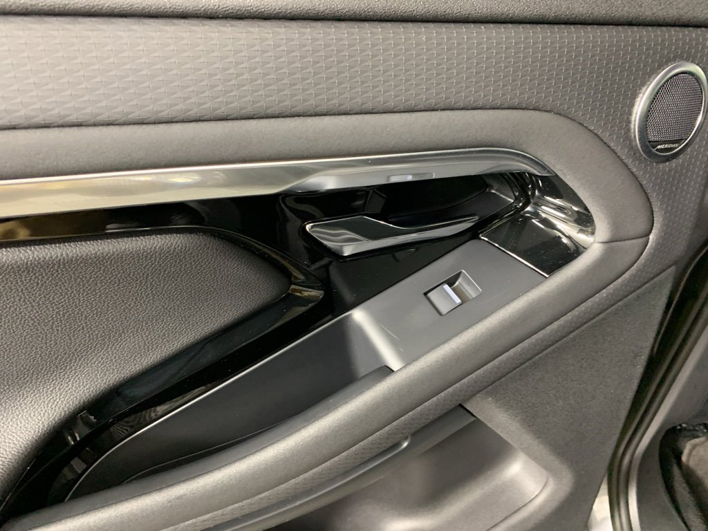 Used 2023 Land Rover Range Rover Evoque S image 30