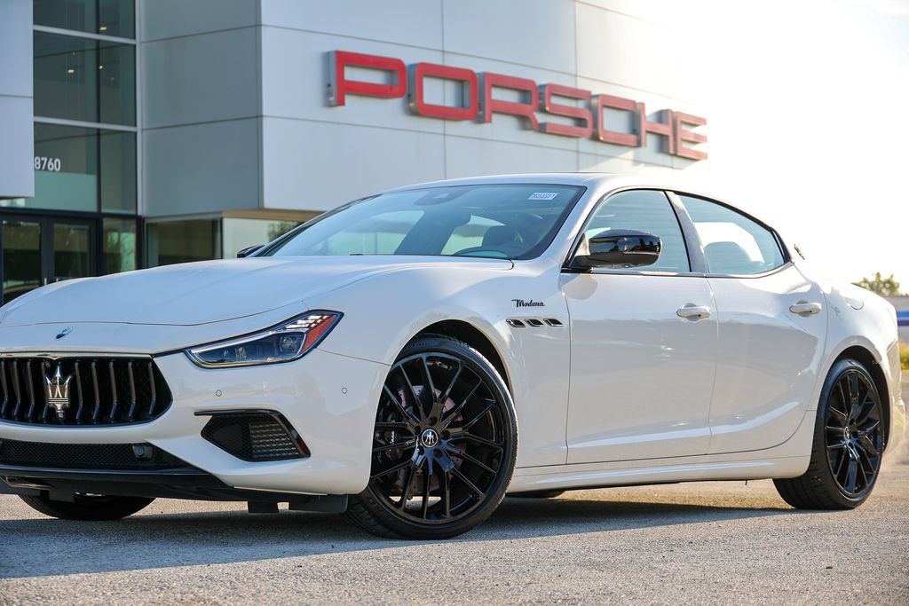 Used 2024 Maserati Ghibli Modena Ultima Q4 AWD/4WD image 13