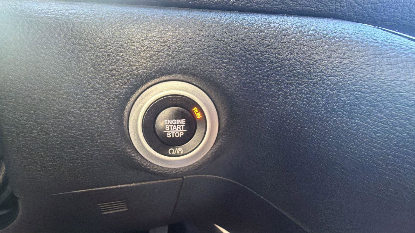 Used 2019 Chrysler Pacifica Limited w/ Advanced Safetytec Group image 13