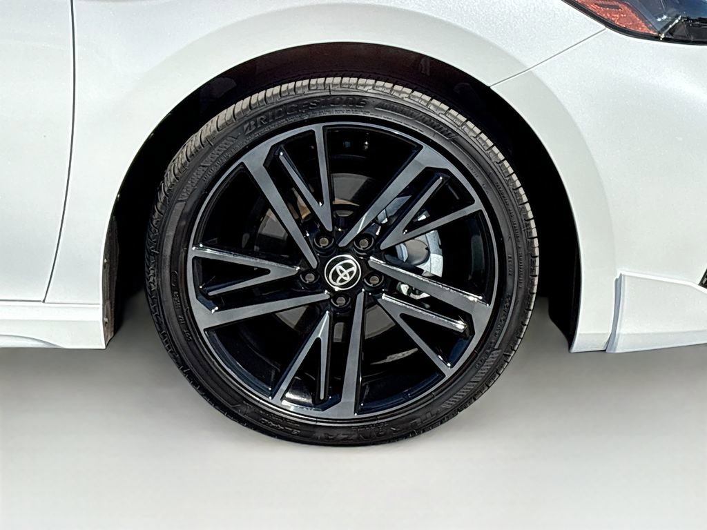 Used 2026 Toyota Camry XSE image 31