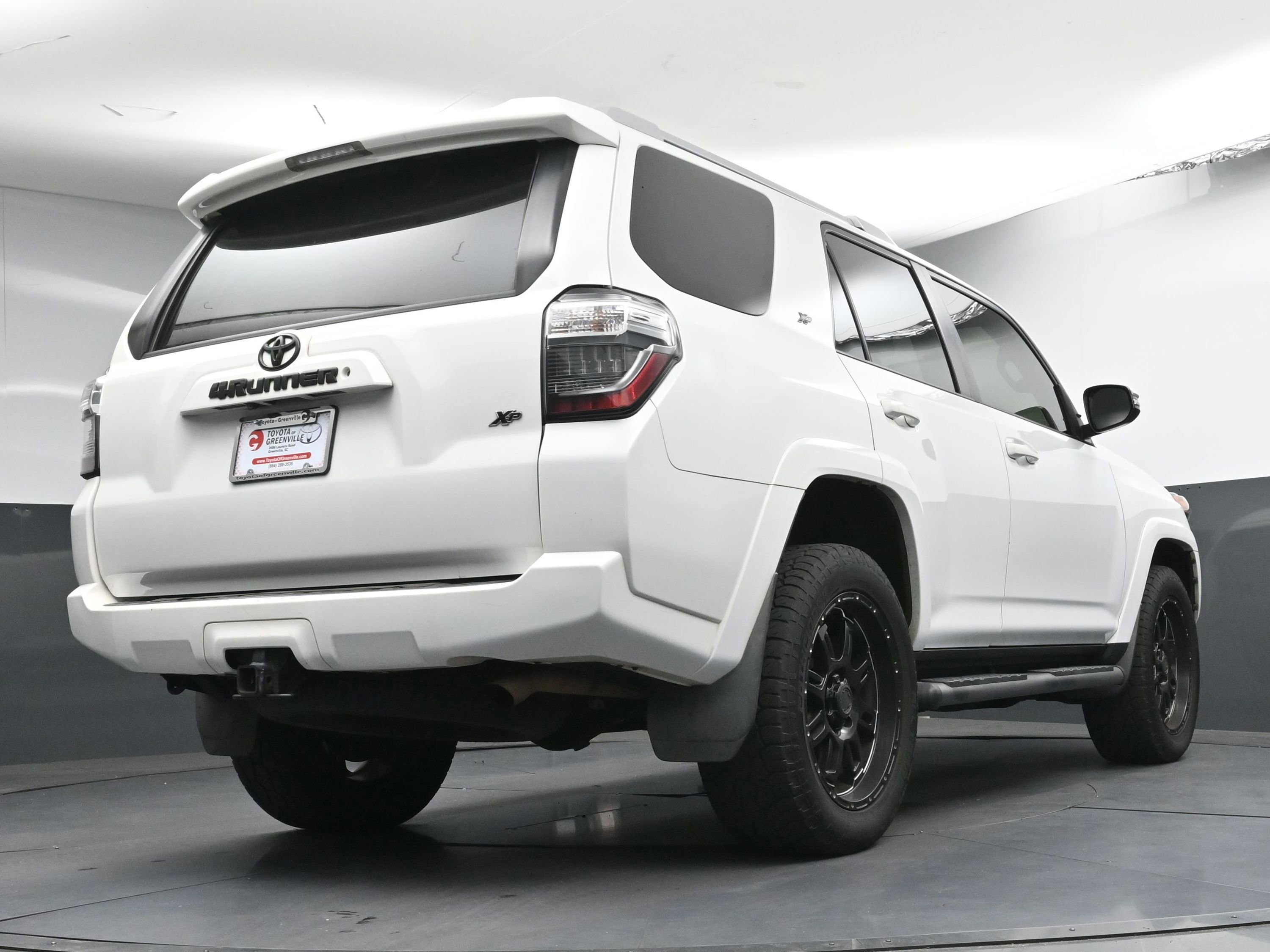 Used 2016 Toyota 4Runner SR5 Premium image 26