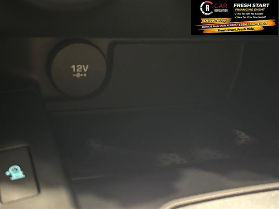 Used 2020 Jaguar E-PACE R-Dynamic S AWD/4WD image 21
