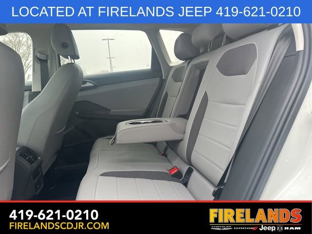 Used 2024 Volkswagen Taos SE image 5