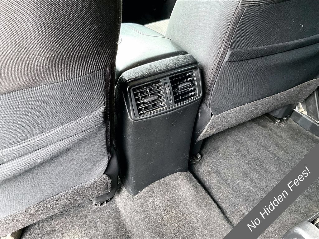 Used 2018 Nissan Rogue SV AWD/4WD image 28