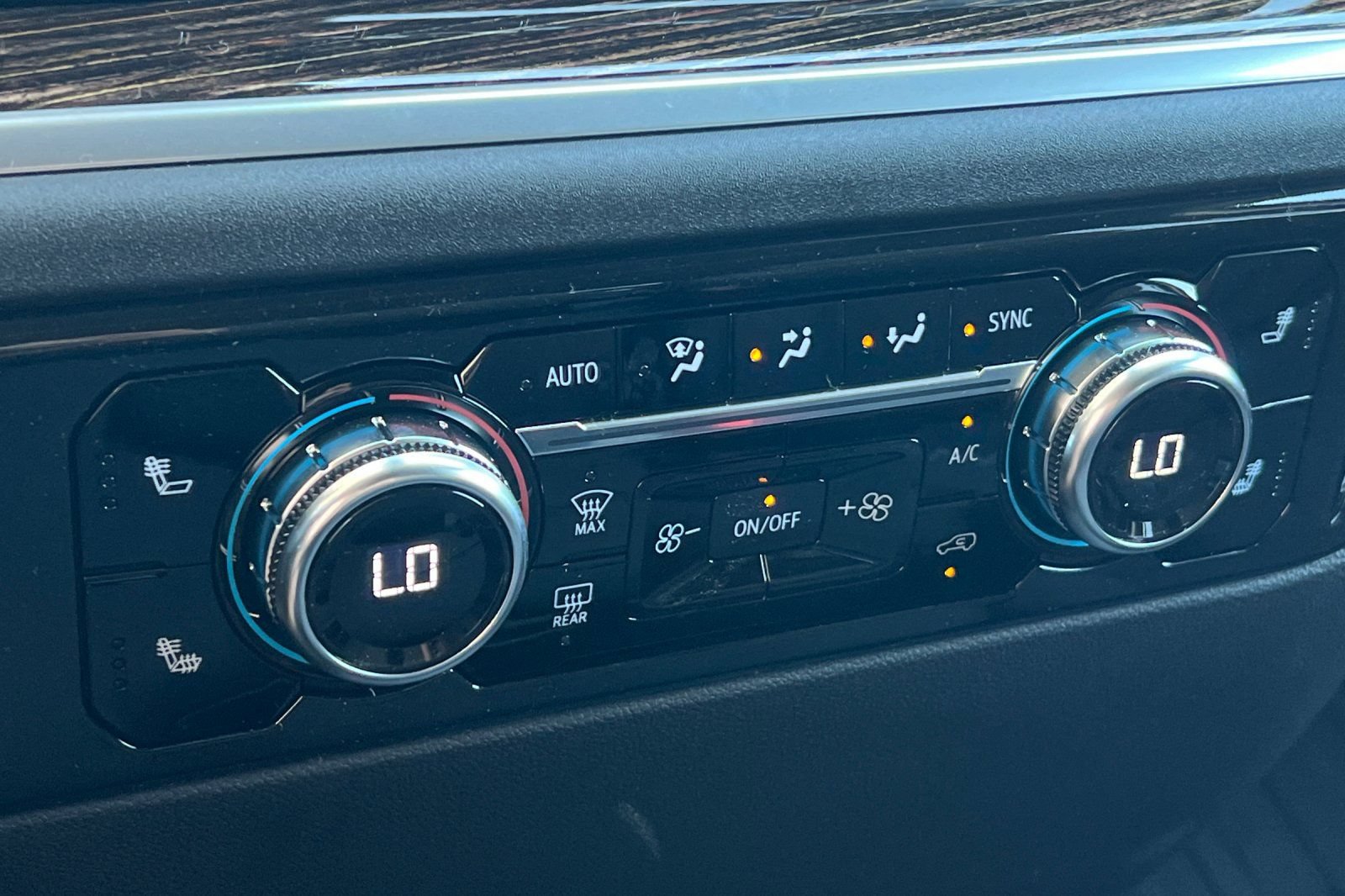 New 2026 GMC Sierra 1500 Elevation AWD/4WD image 18