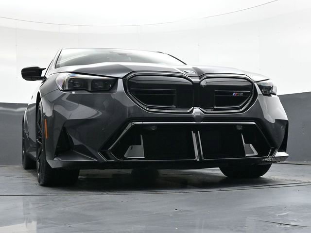 Used 2026 BMW M5 Touring image 40