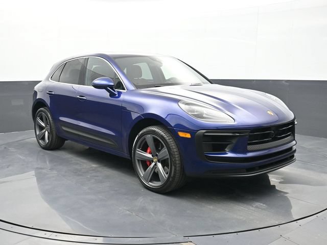 Certified 2025 Porsche Macan S AWD/4WD image 25