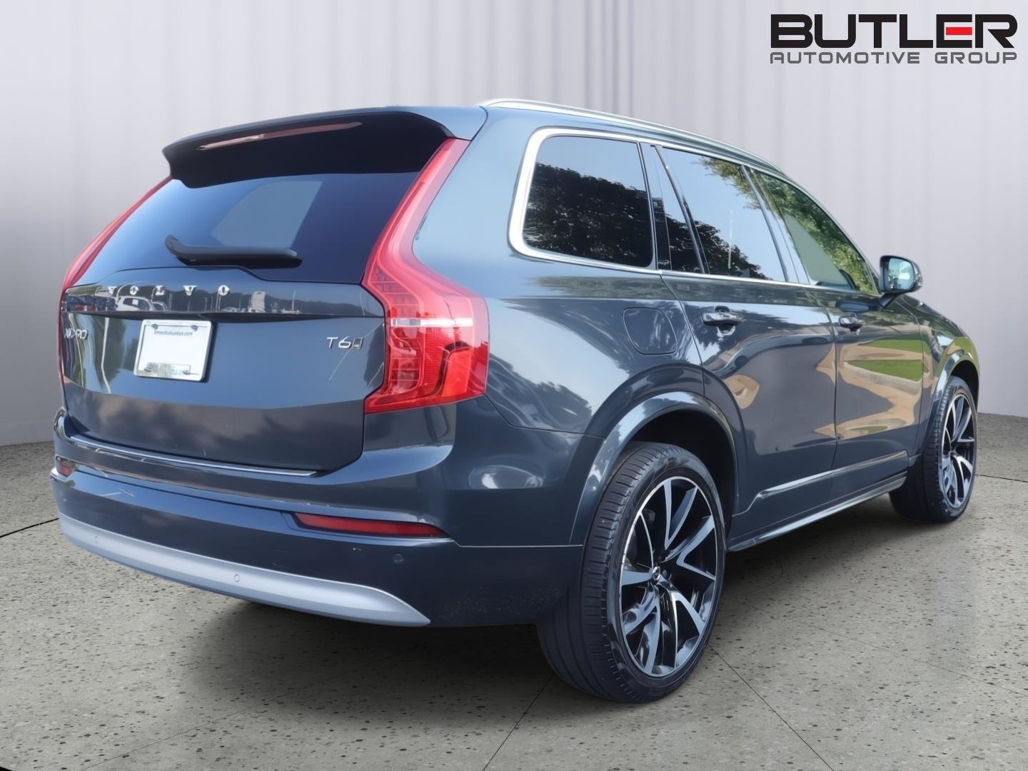 Used 2022 Volvo XC90 T6 Momentum w/ Advanced Package AWD/4WD image 6