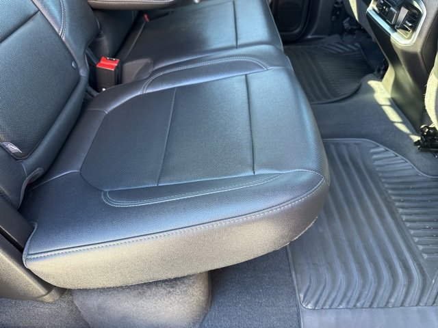 Used 2021 Chevrolet Silverado 2500 LTZ w/ LTZ Convenience Package image 16