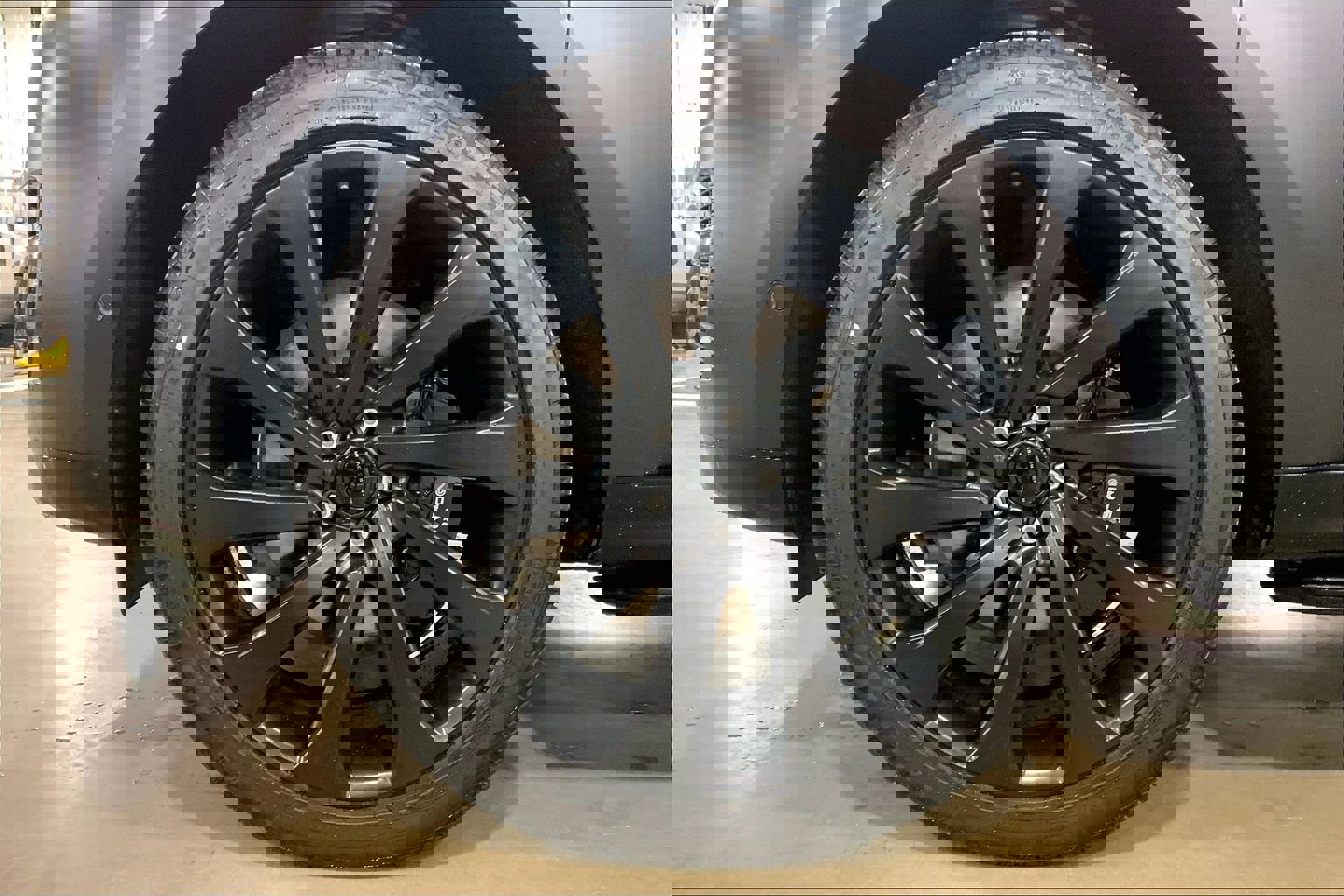 New 2026 Land Rover Range Rover Long Wheelbase Autobiography image 11