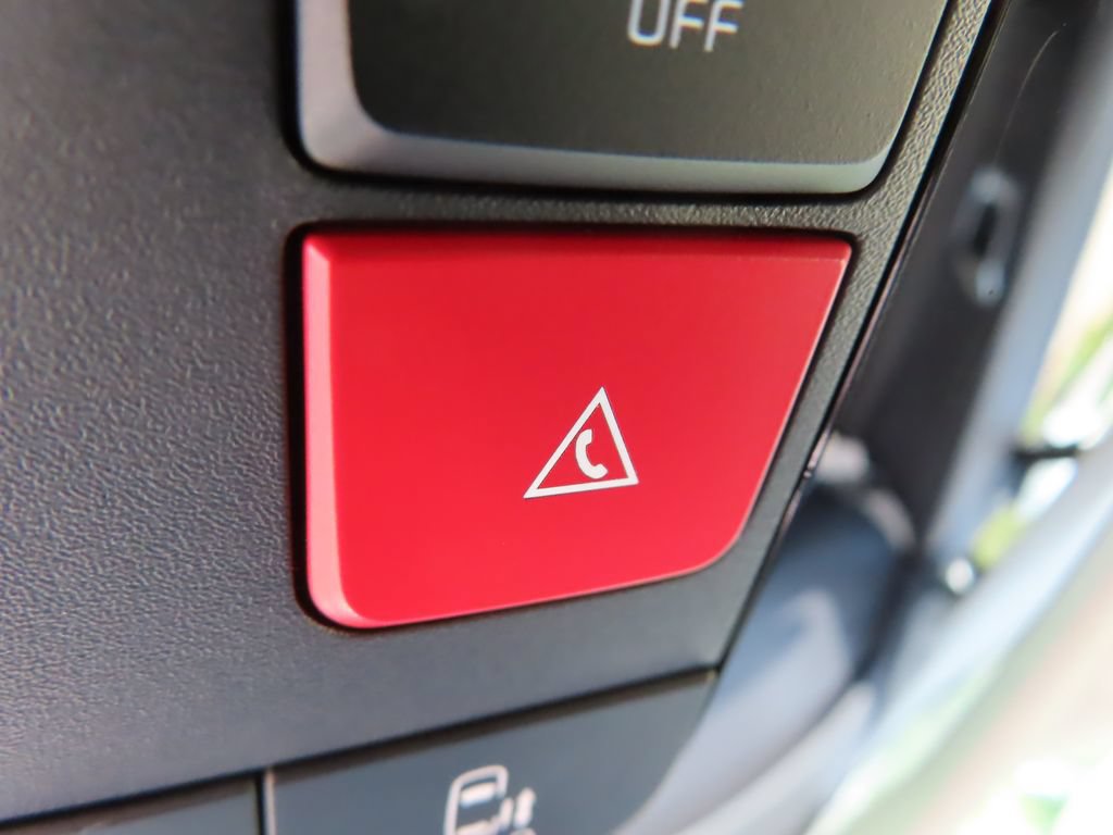 Certified 2026 Kia Carnival EX FWD image 16