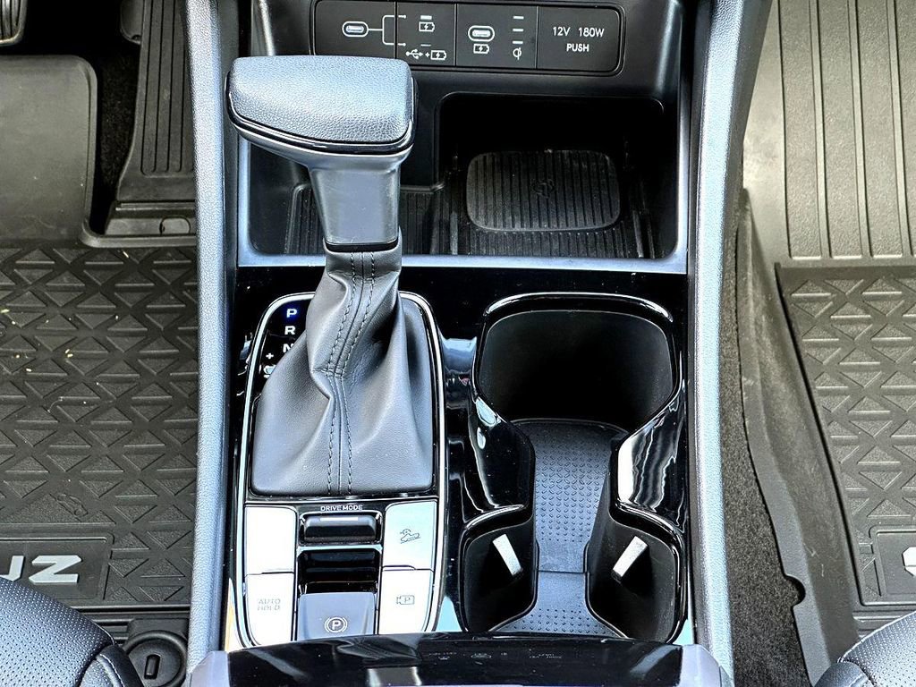 Used 2025 Hyundai Santa Cruz SEL image 32