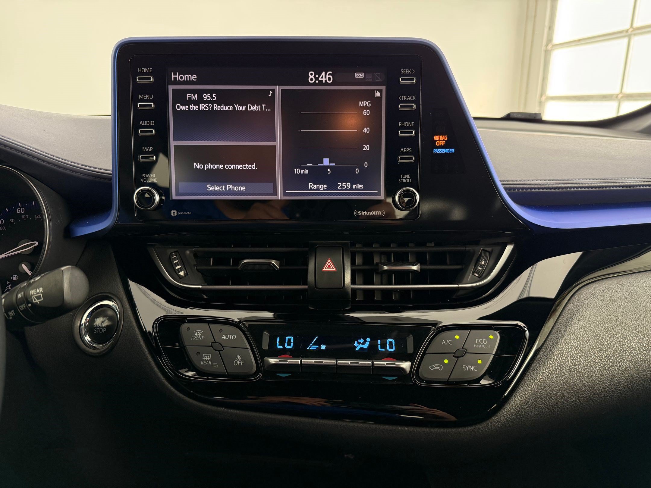 Used 2020 Toyota C-HR XLE FWD image 16