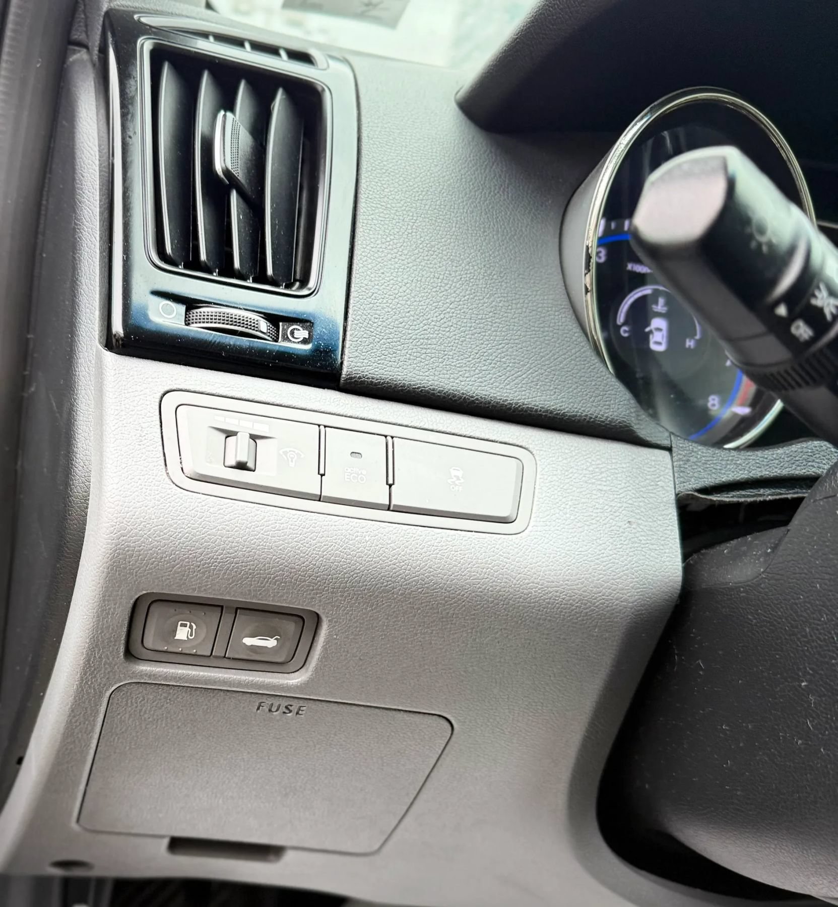 Used 2013 Hyundai Sonata Limited FWD image 22
