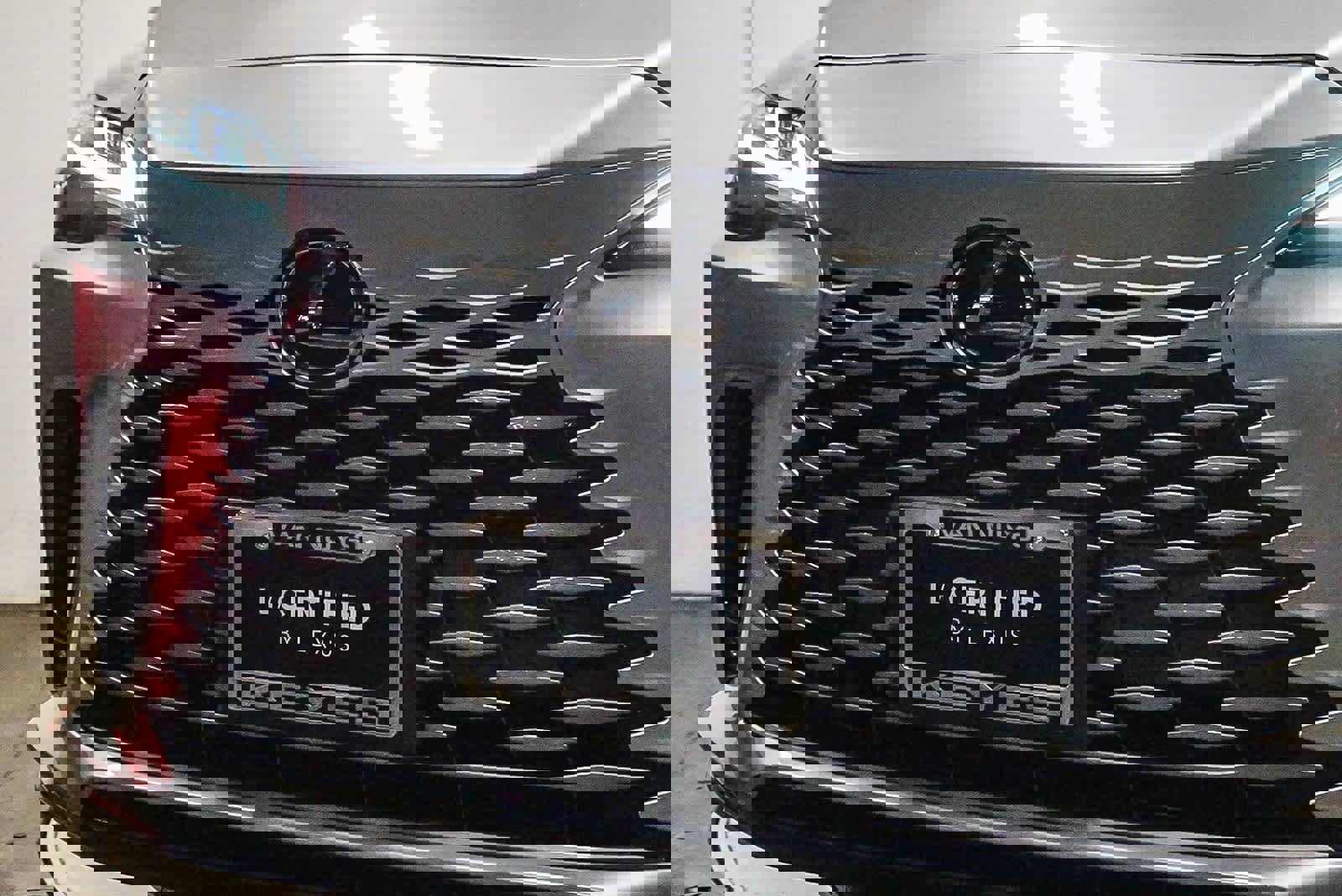 Used 2023 Lexus RX 350 FWD w/ Cold Area Package image 8