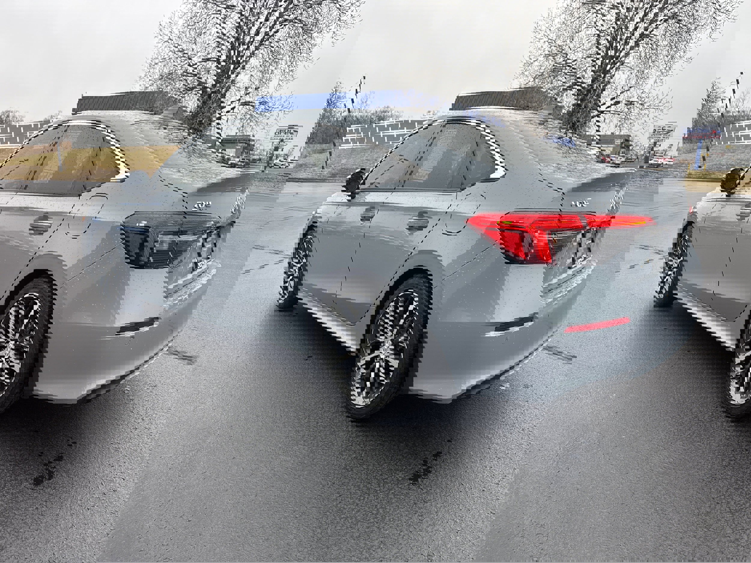 Used 2024 Honda Civic Touring image 11