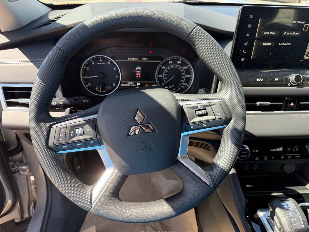 New 2026 Mitsubishi Outlander ES image 28