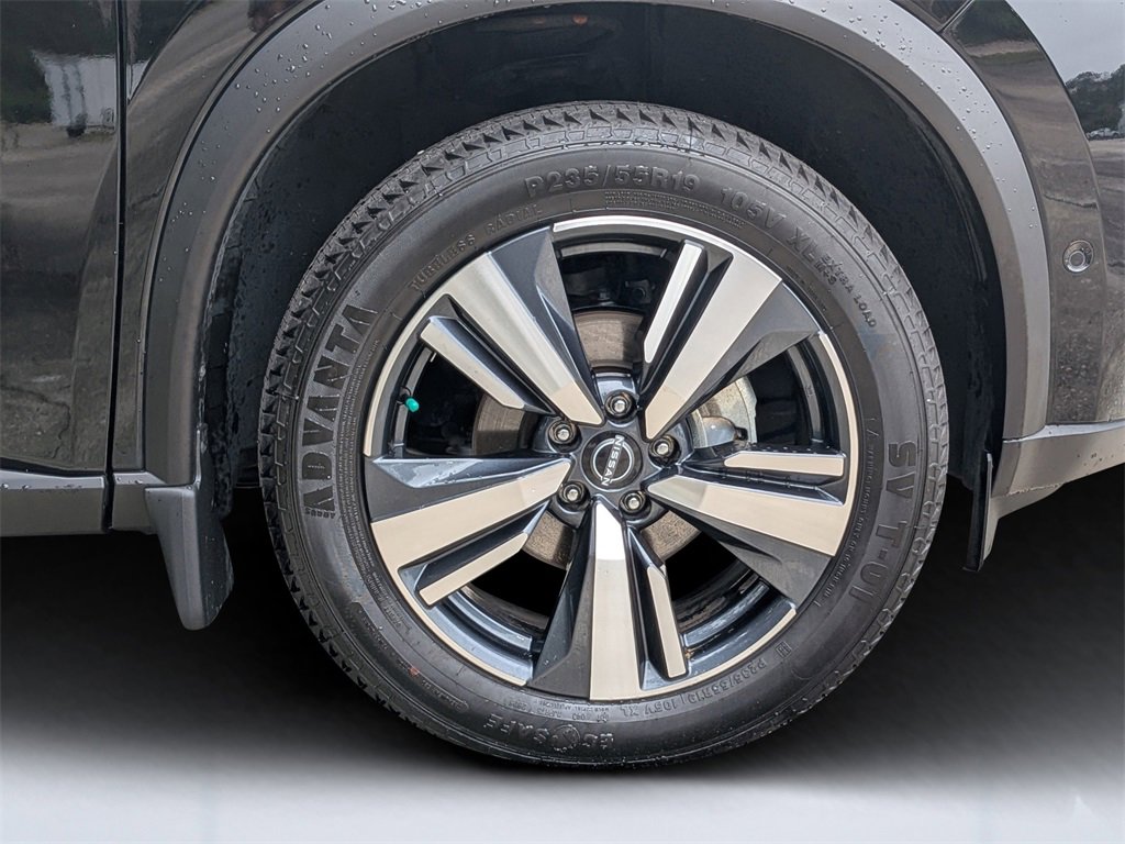 Used 2023 Nissan Rogue Platinum w/ Platinum Premium Package image 11