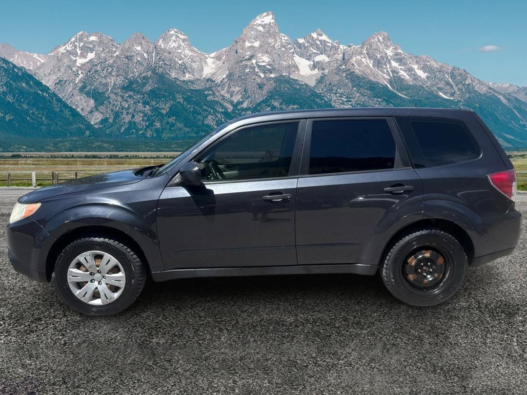 Used 2010 Subaru Forester 2.5X AWD/4WD image 8