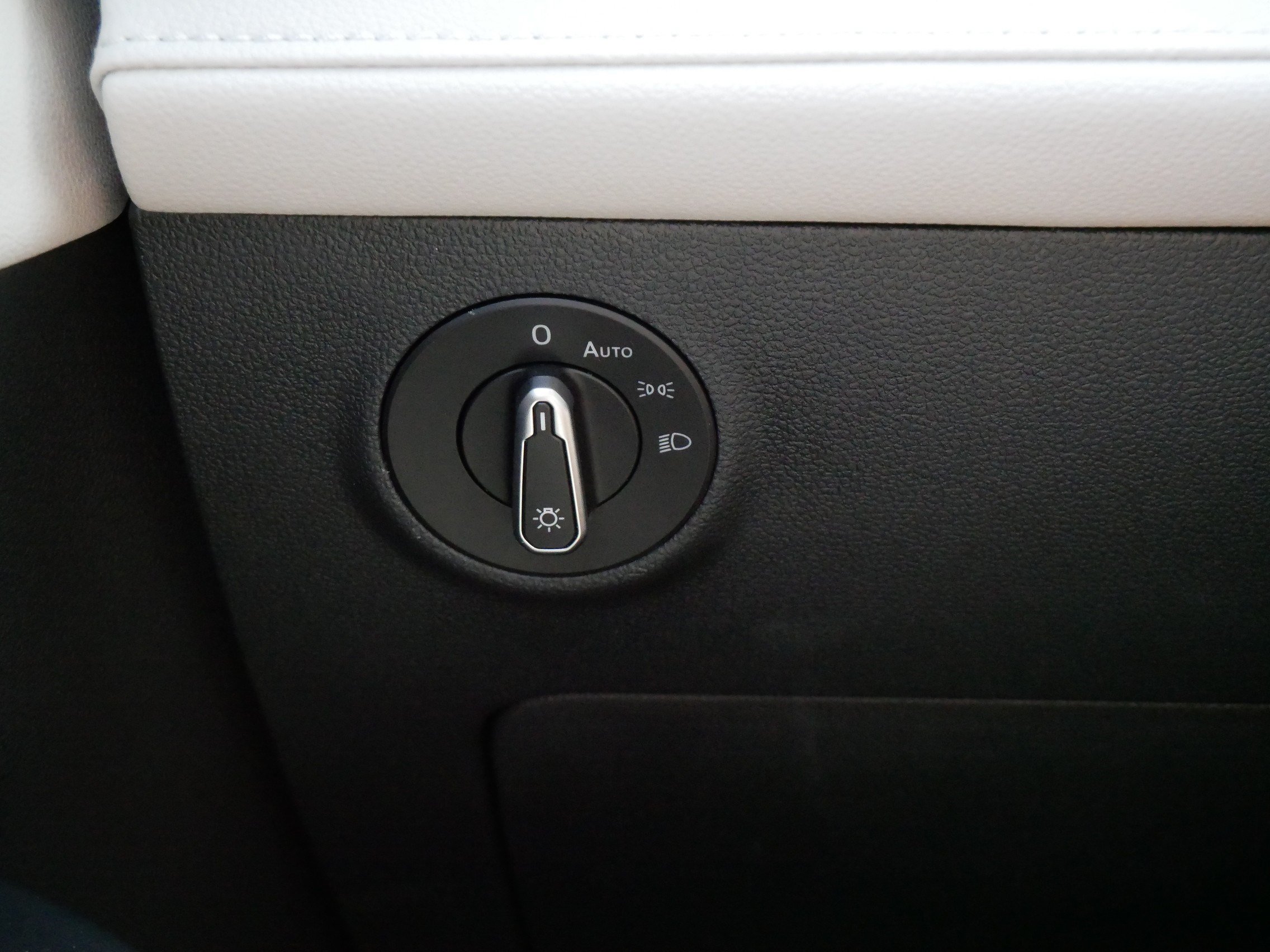 Certified 2025 Volkswagen Taos S AWD/4WD image 27