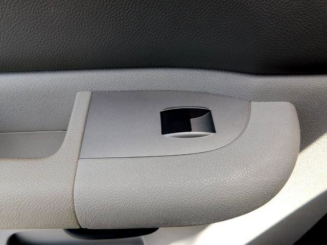 Used 2010 Chevrolet Silverado 1500 W/T image 15