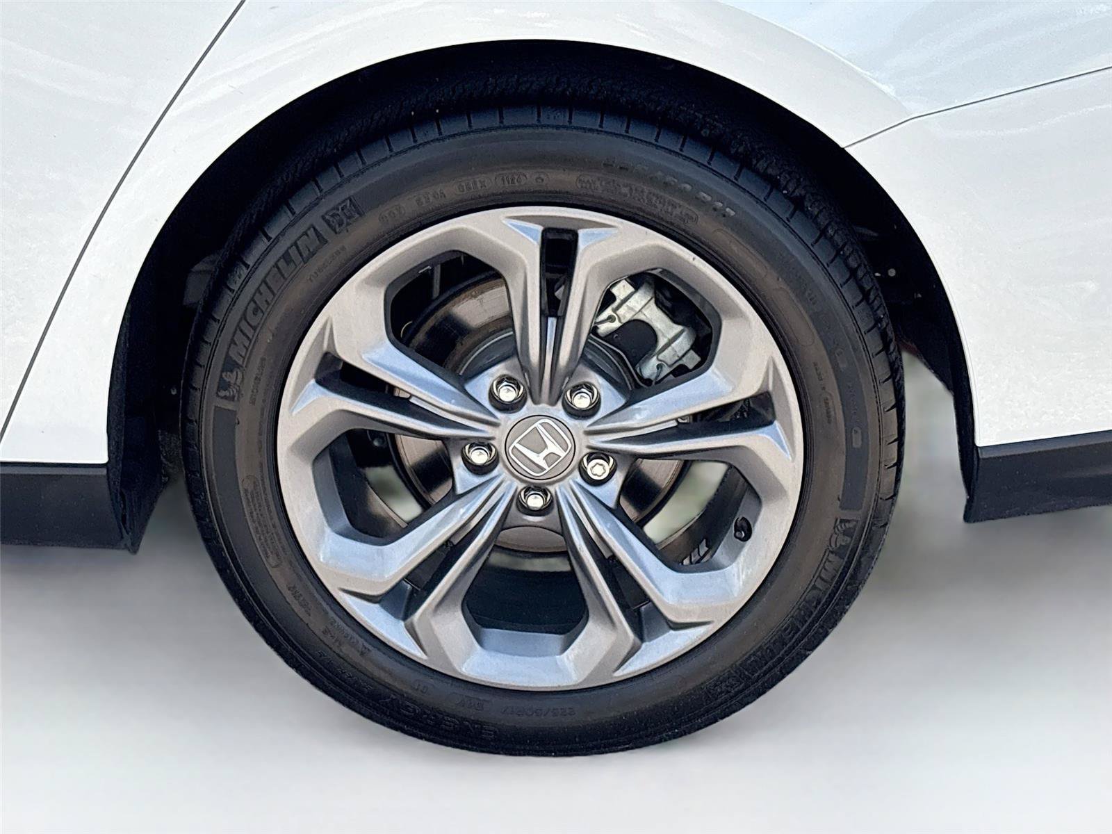 Certified 2024 Honda Accord EX image 34