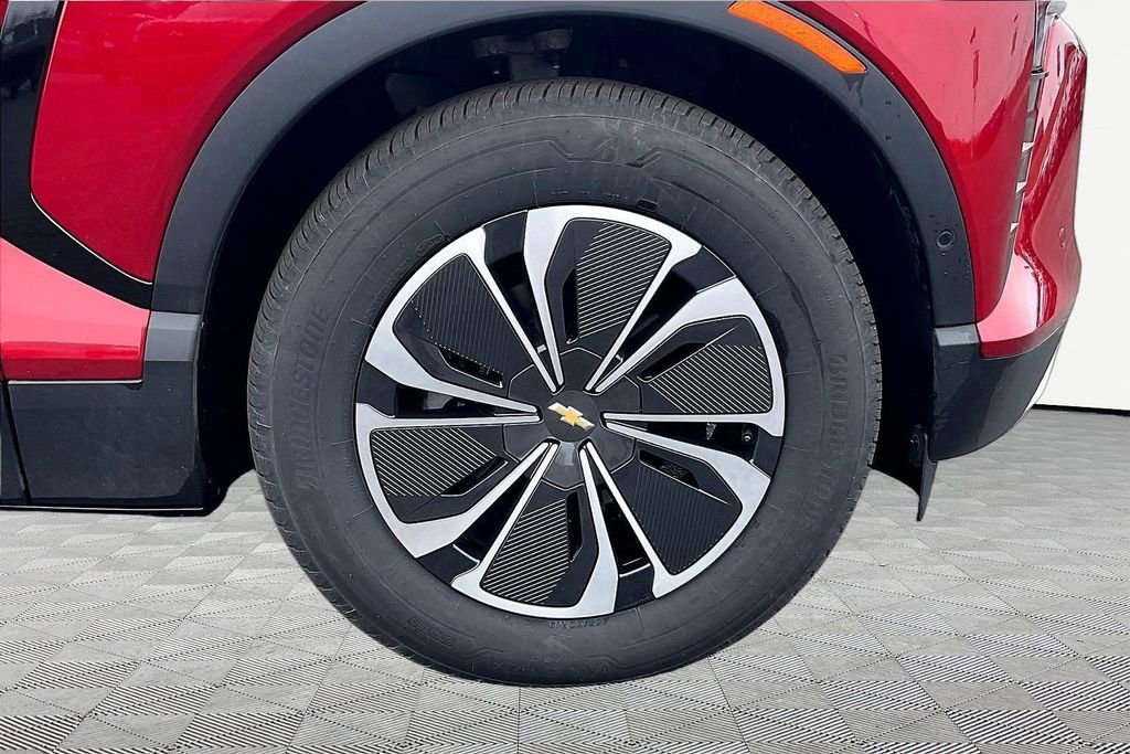 New 2025 Chevrolet Blazer EV LT w/ Super Cruise Package AWD/4WD image 15