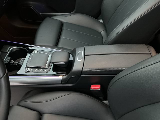 Used 2023 Mercedes-Benz GLA 250 w/ Premium Package image 22