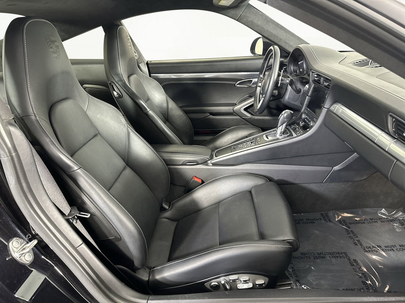 Used 2018 Porsche 911 Turbo image 27