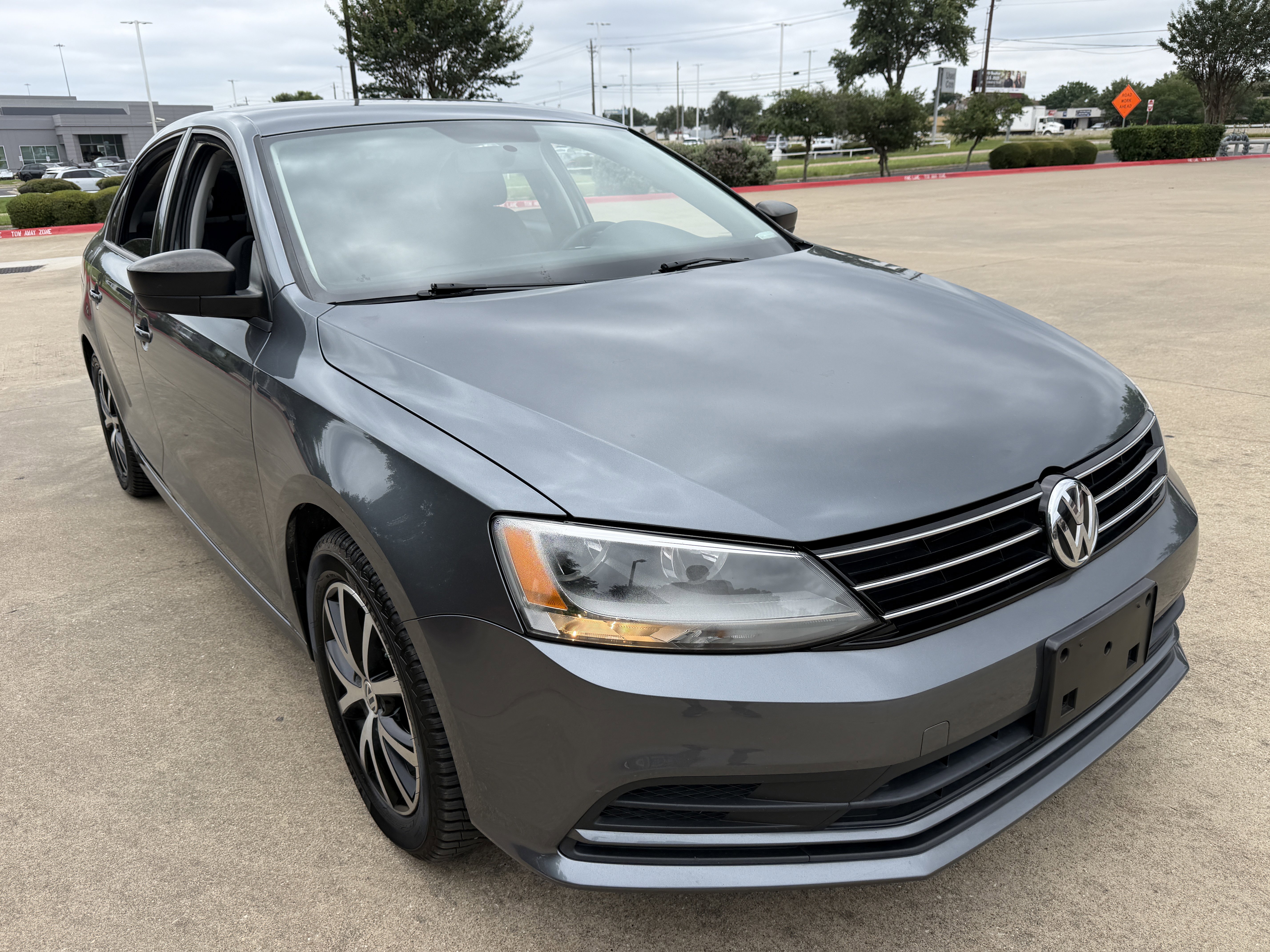 Used 2016 Volkswagen Jetta SE
