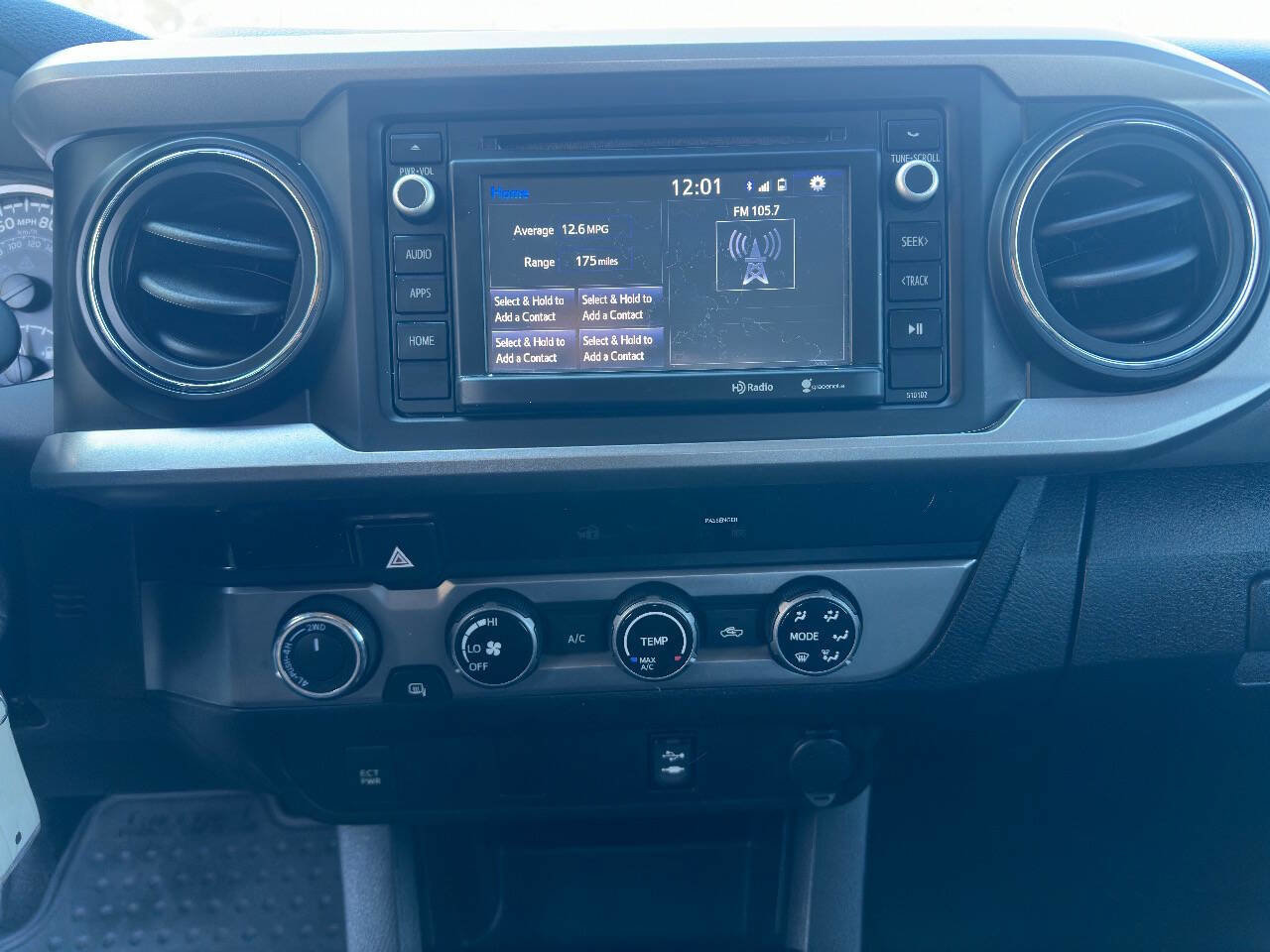 Used 2016 Toyota Tacoma SR5 w/ SR5 Appearance Package (SN) AWD/4WD image 26