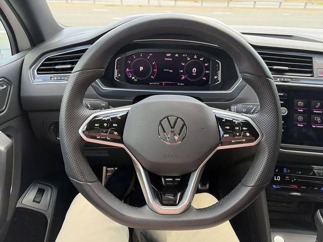 Used 2024 Volkswagen Tiguan SEL R-Line AWD/4WD image 14
