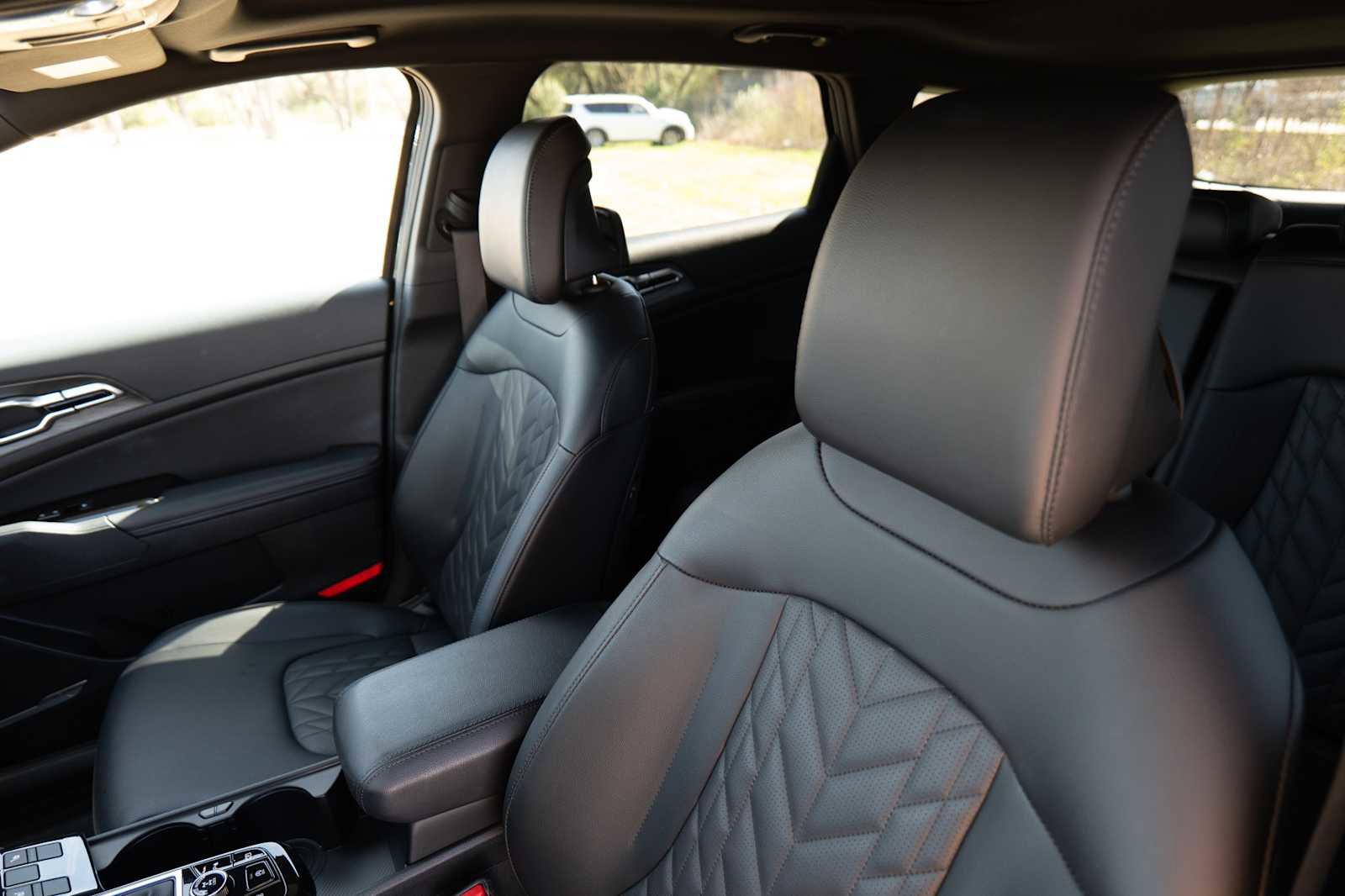 Certified 2023 Kia Sportage X-Line w/ X-Line Premium Package image 11