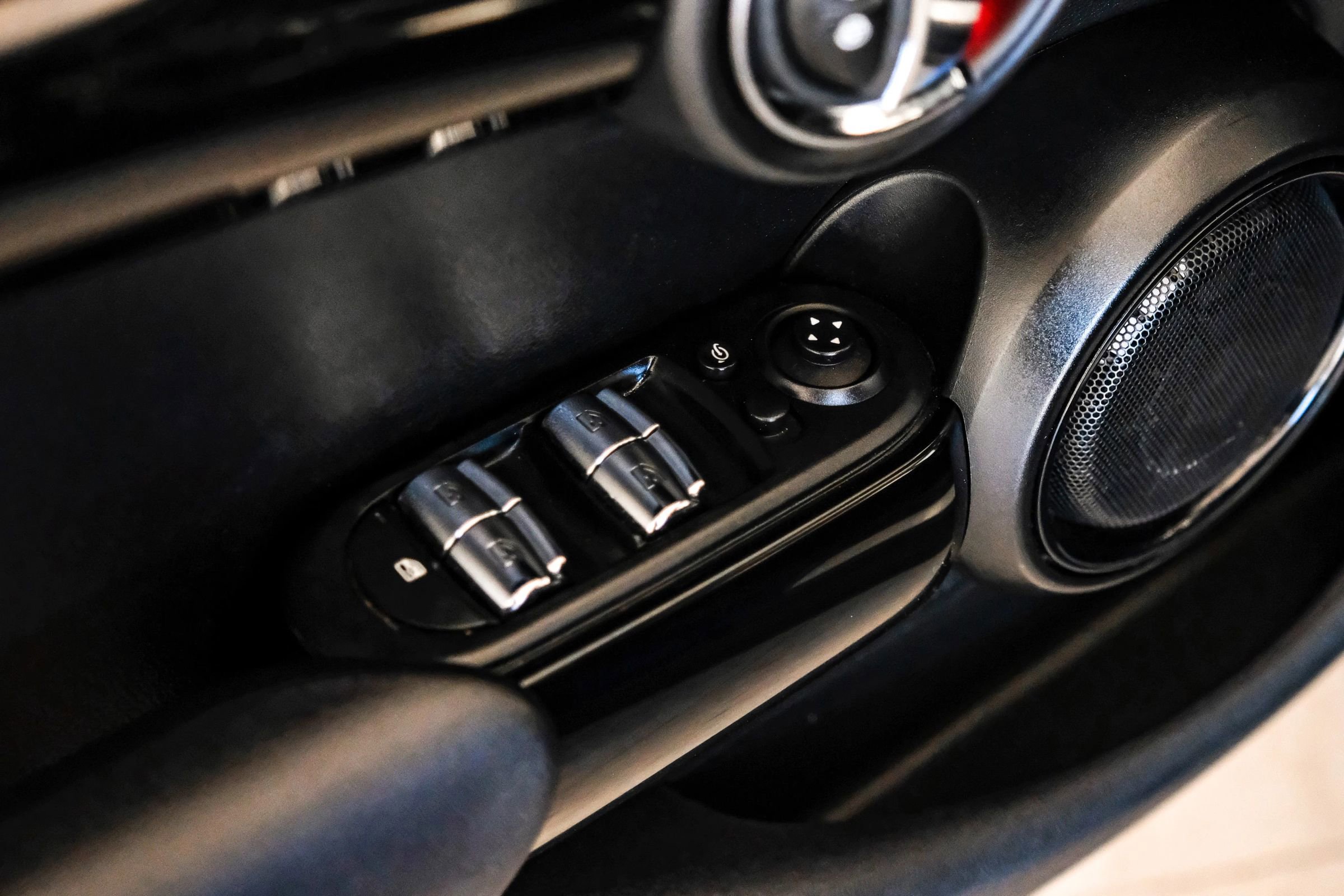 Used 2019 MINI Cooper S w/ Premium Package FWD image 33