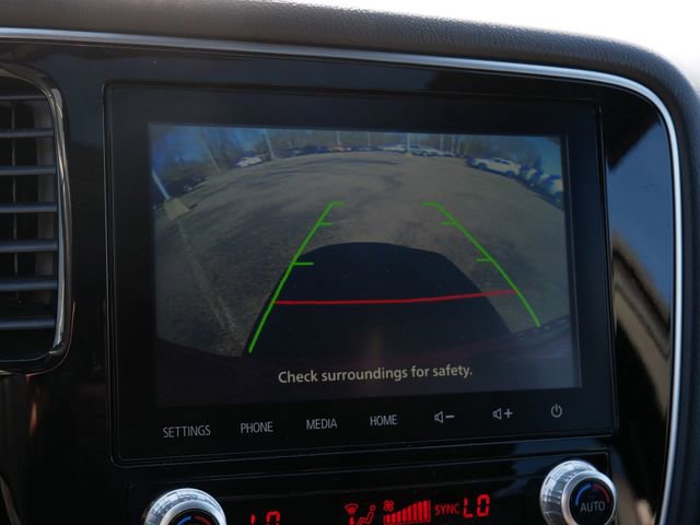 Used 2020 Mitsubishi Outlander LE image 27