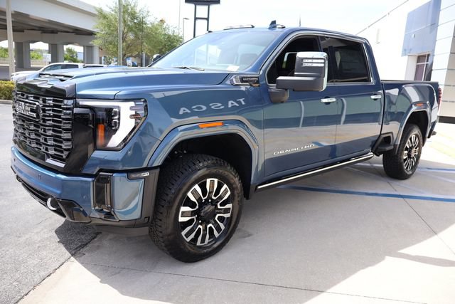 New 2026 GMC Sierra 2500 Denali Ultimate AWD/4WD image 3