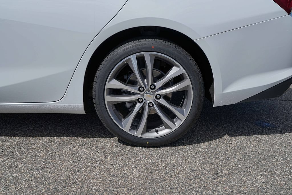 Used 2024 Chevrolet Malibu LT FWD image 13