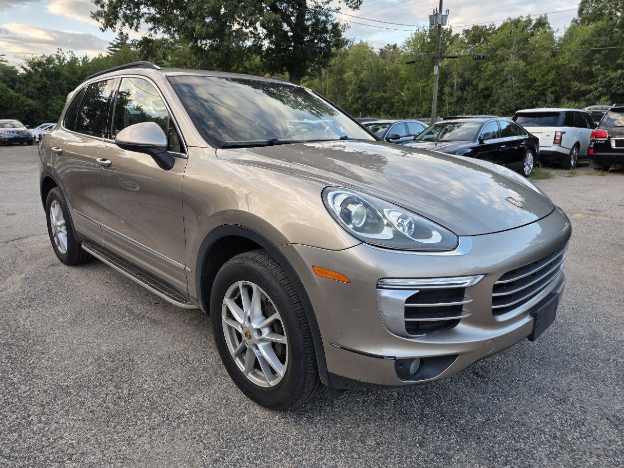 Used 2016 Porsche Cayenne AWD/4WD image 7
