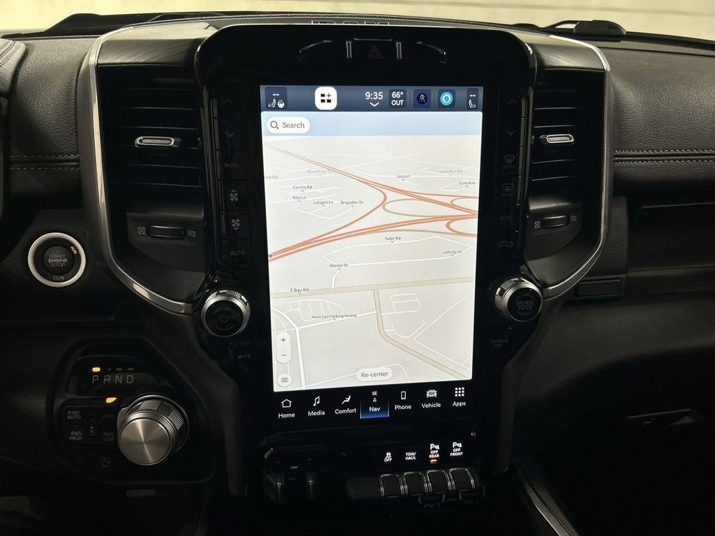 Used 2023 RAM 1500 Laramie AWD/4WD image 16