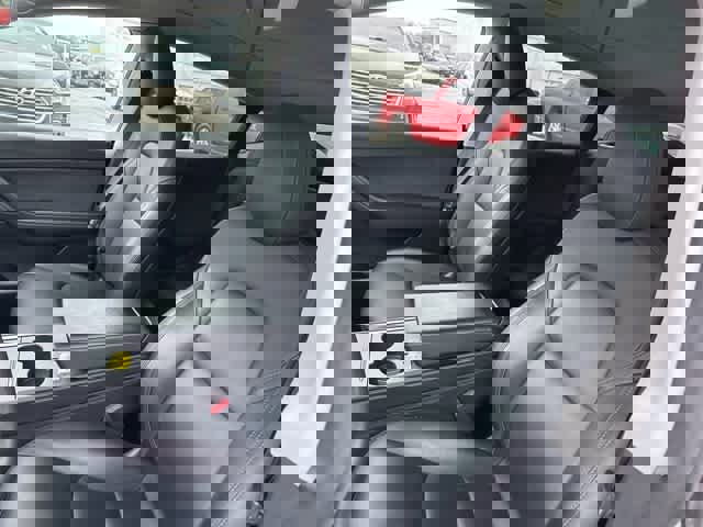 Used 2021 Tesla Model Y Performance image 4